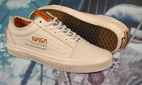 这次舒服了,VANS x NASA 上天 联名完整单品一览